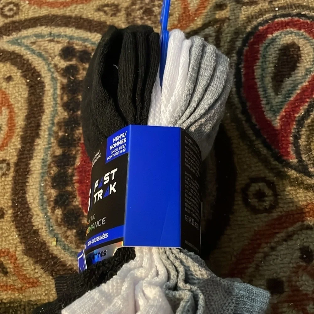 12 pair US Fast Trak Athletic Socks